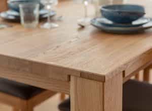 Σετ Τραπεζαρίας Gaia με 4 Καρέκλες Prato – Φυσικός Δρύς & Καφέ Δερμάτινο Κάθισμα 200×100×75