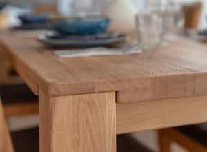 Σετ Τραπεζαρίας Gaia με 4 Καρέκλες Prato – Φυσικός Δρύς & Καφέ Δερμάτινο Κάθισμα 200×100×75